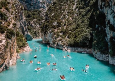 Arrière Pays Provençal, lavandes et gorges turquoises